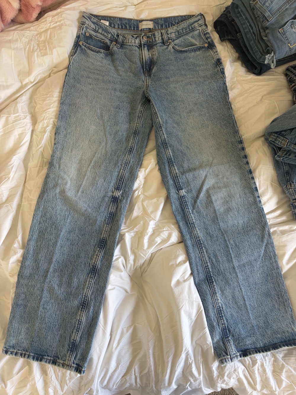 jordyn low rise straight jeans